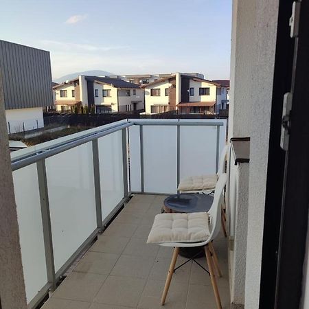 Marina'S House Apartment Ghimbav Bagian luar foto